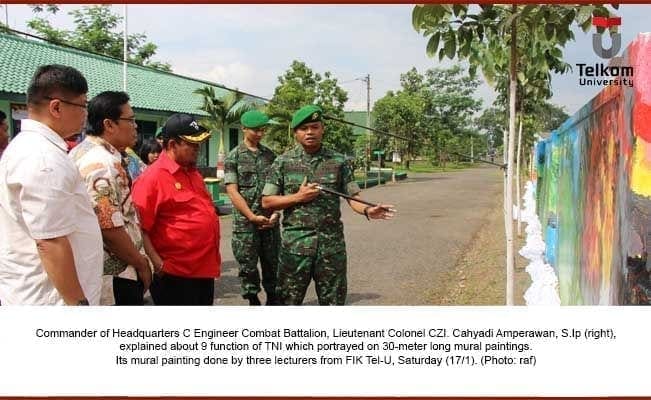 CS Mural Dosen Tel U