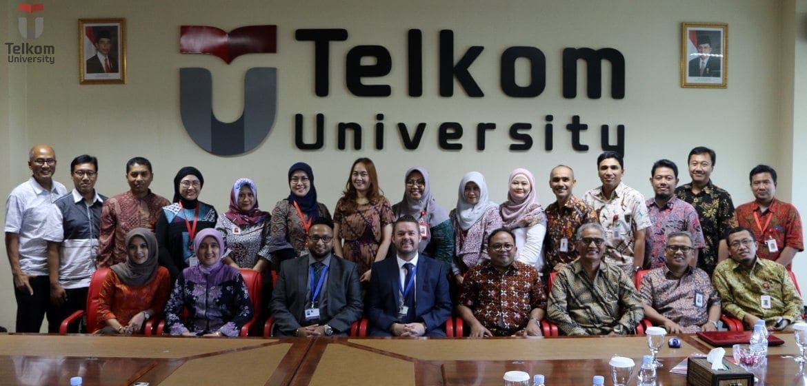 15  Tiga Fakultas Telkom University Menuju Akreditasi ASIC 1