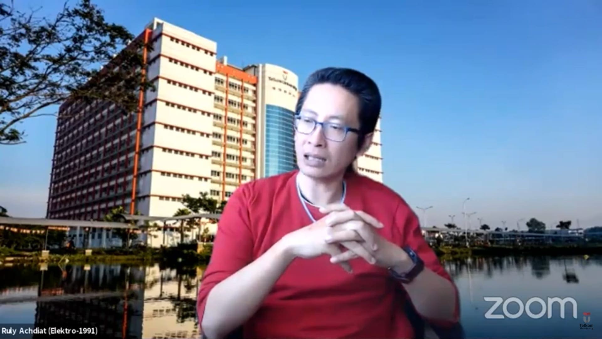 04 25 Sharing Alumni Bersama Ruly Achdiat