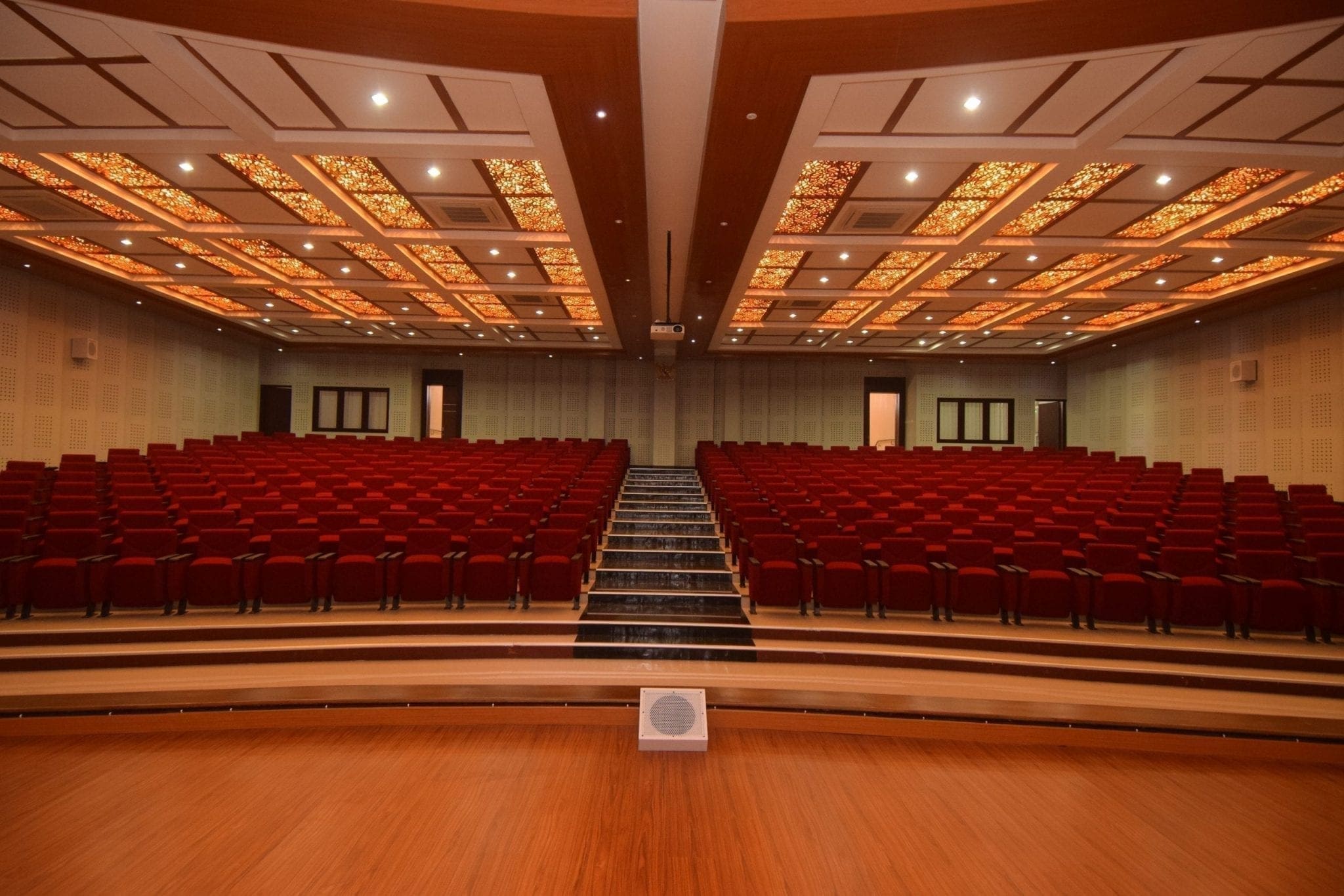 Auditorium Gd K 01 scaled