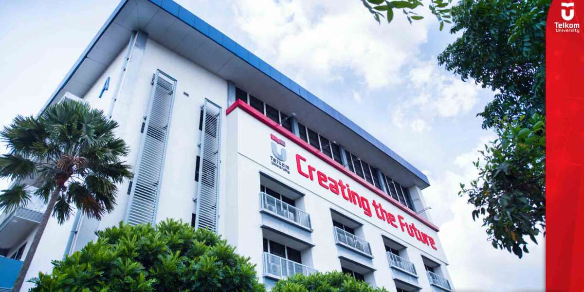 pts nomor 1 versi webometrics