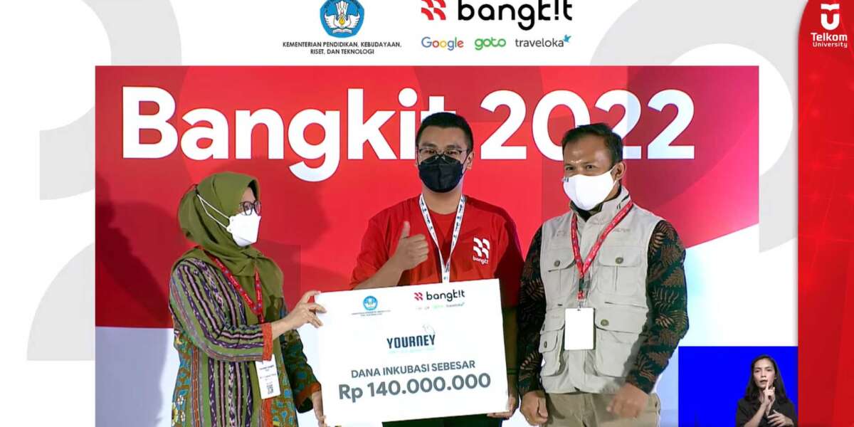 Ratusan Mahasiswa Tel U Lulus Program Bangkit 2022