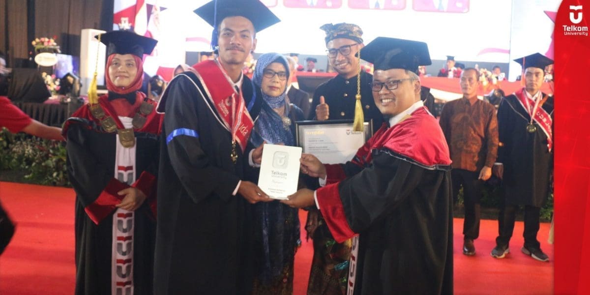 Menjadi Mahasiswa Berprestasi