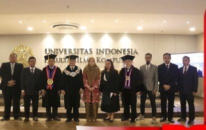 Puspita Kencana Raih Gelar Doktor