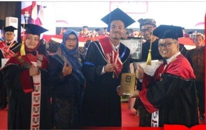 wisuda tel u 2023