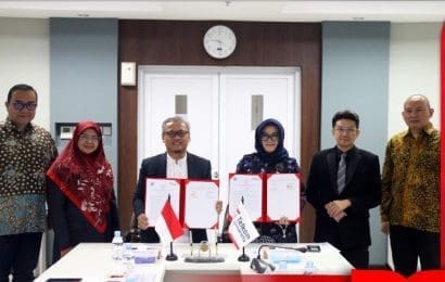 Tel U Perkuat Kerjasama Dengan UMS