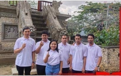 Sunar Sanggita Perusahaan Les Musik Dengan Pengajar Tunanetra Karya Mahasiswa S2 Tel U