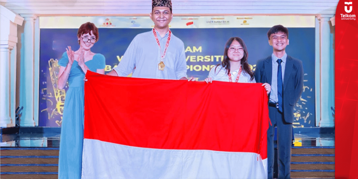 Mahasiswa Tel U Sabet Penghargaan Bergengsi di World Universities Debating Championship di Vietnam 