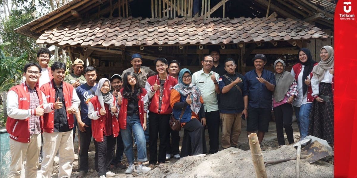 Telkom University mengadakan Pengabdian Masyarakat di Desa Selaawi Kabupaten Garut