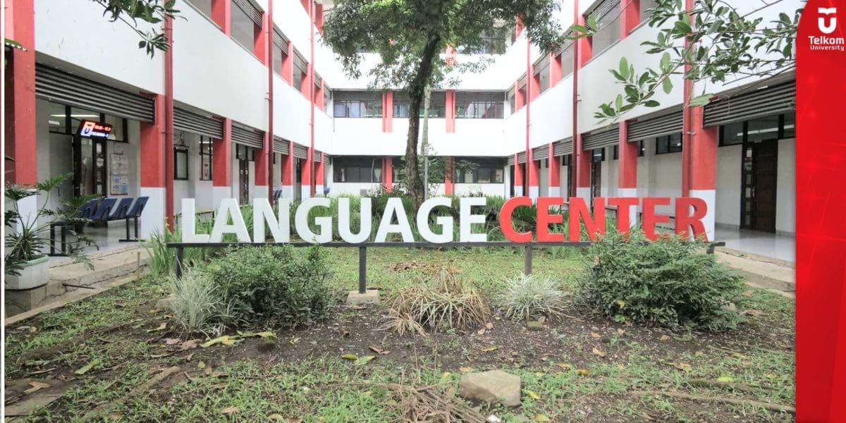 Layanan Bahasa Kini Tersedia Bagi Mahasiswa Kampus Tel U Jakarta dan Surabaya