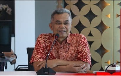 Tel U Berikan Penghormatan Kepada Dr AMA Suyanto Setelah 15 Tahun Masa Bakti