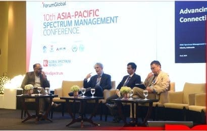 Menjembatani Langit dan Bumi Teknologi Baru dan Reformasi Peraturan Untuk Jaringan Hybrid