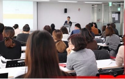 Berikut Perbedaan Gelar PhD dan Doktor! Serta Program Doktoral yang Ada di Telkom University