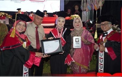 Simak Kisah Fajria Wisudawan Berprestasi Terbaik I Bidang Inovasi dan Entrepreneurship Telkom University
