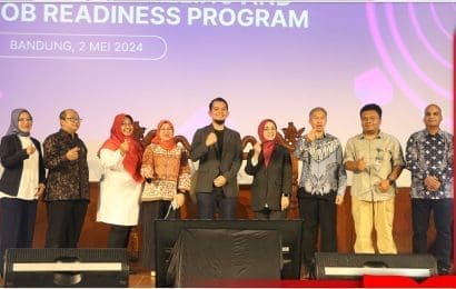 Tingkatkan Kesiapan Mahasiswa Memasuki Dunia Kerja Tel U Gelar Grand Launching Digital Upskilling and Job Readiness Program 