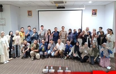 Pahami Tantangan Komunikasi di Dunia Bisnis dari SVP Marketing JNE Express dalam Kuliah Umum Magister Ilmu Komunikasi Tel U