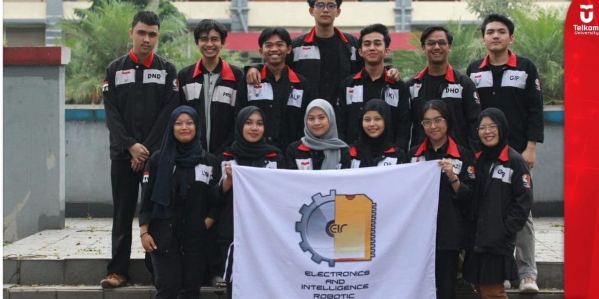 Tiga Tim Mahasiswa Telkom University Berprestasi di Kontes Robot Indonesia Wilayah 2024
