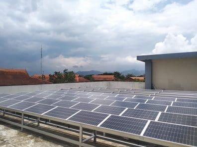 Gedung Solar Panel 2