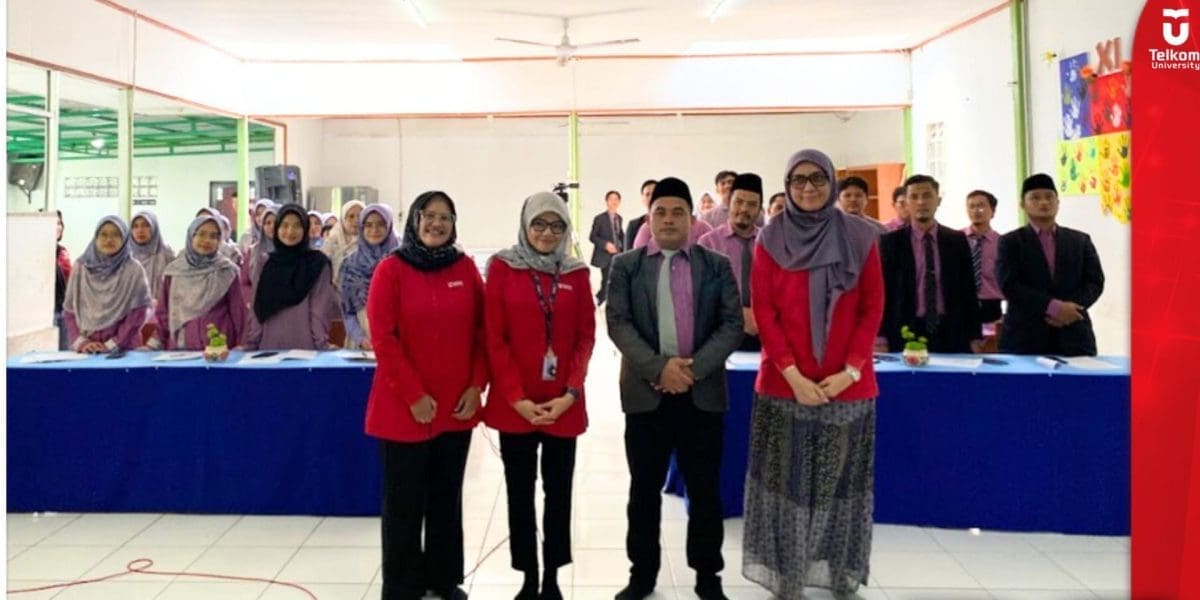 Tel U Tingkatkan Kemandirian Ekonomi di Pondok Pesantren Modern Assuruur Kabupaten Bandung