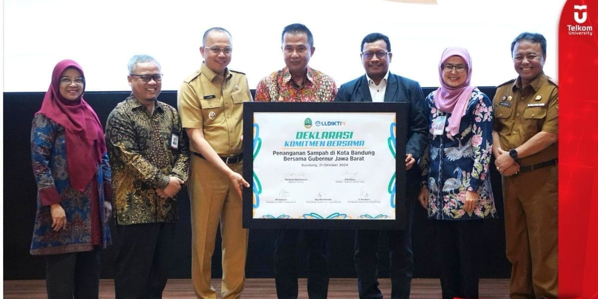 Telkom University Dan Pemerintah Jawa Barat Bersama sama Deklarasi Penanganan Sampah di Kota Bandung