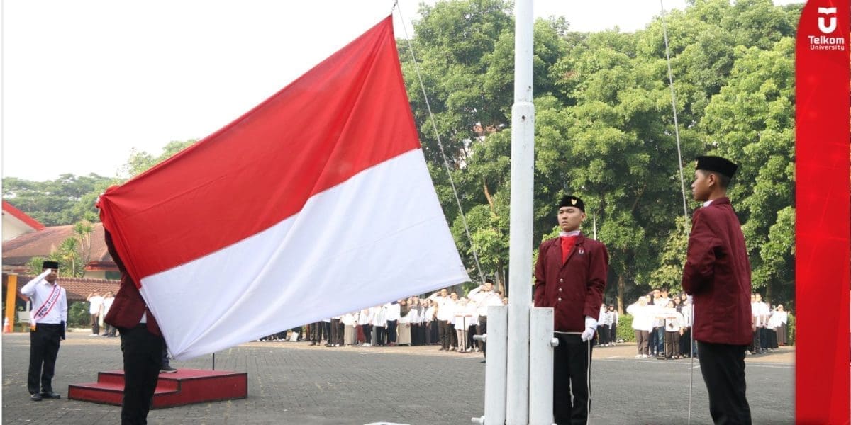 Tel U Gelar Upacara Peringatan Hari Sumpah Pemuda ke 96 Secara Khidmat