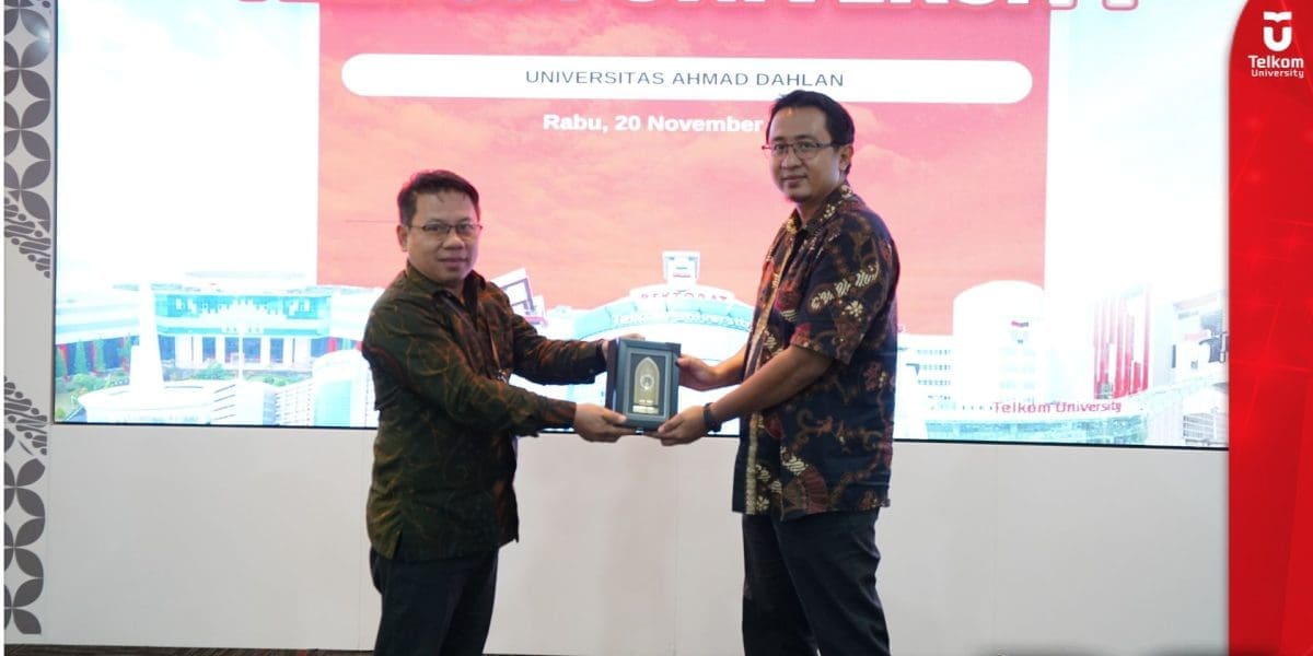 Universitas Ahmad Dahlan Melakukan Kunjungan ke Telkom University