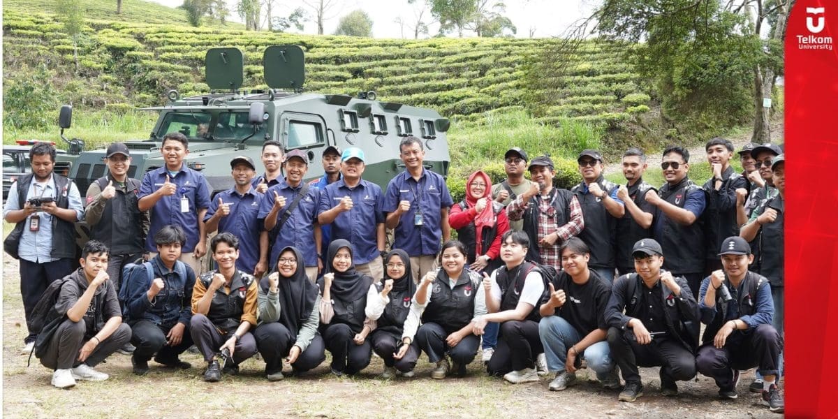 Kuatkan Komitmen Kontribusi Tel U Lakukan Pengujian Tindak Lanjut Inovasi Bersama Pindad