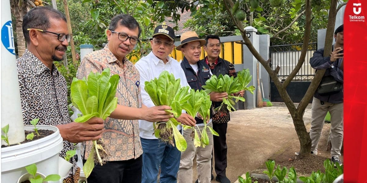 PJ Wali Kota Bandung Dukung SIMONA Teknologi Aquaponik Masa Depan Pangan Kota