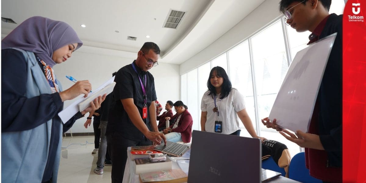 Pameran Capstone Project 2025 mahasiswa S1 Sistem Informasi