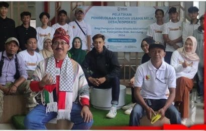 Penguatan Kapasitas Ekonomi Desa Mekarmaju Melalui Pengabdian Masyarakat Telkom University