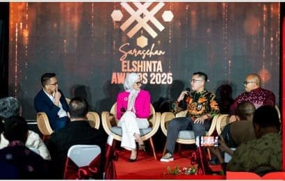 Dosen Telkom University Rezzy Eko Caraka Raih Penghargaan Elshinta Award 2025