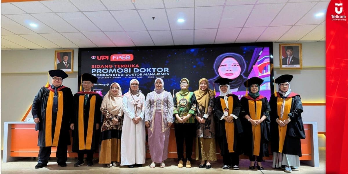 Teliti Fenomena Perilaku Berpindah Nasabah Dari Bank konvensional Ke Bank Syariah Dengan Pendekatan Religius Dr Elvira Azis Berhasil Meraih Gelar Doktor di Bidang Ilmu Manajemen