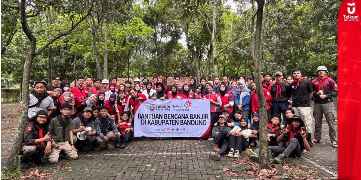 Mahasiswa Tel U Bergerak untuk Membantu Korban Banjir di Bojongsoang dan Citeureup