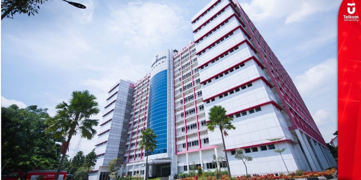 Telkom University Sambut 411 Mahasiswa Baru Pascasarjana Intake Genap TA 2024:2025