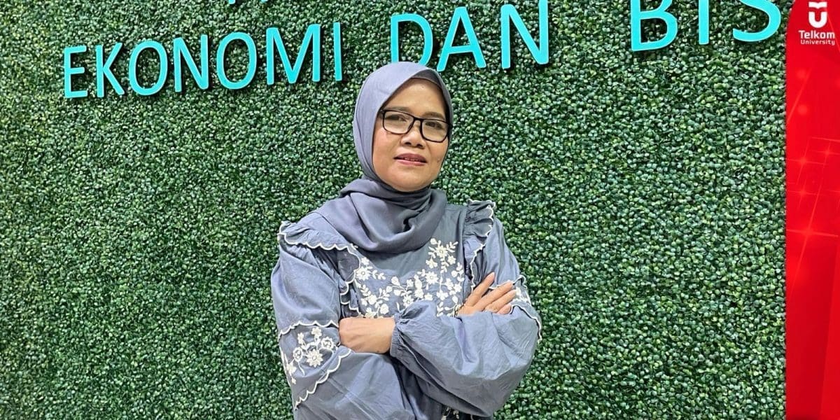 Kisah Prof Dr Farida Titik Kristanti S E M Si Menjadi Guru Besar Bermanfaat dan Berdampak Luas di Mana Pun