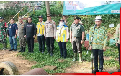 Hari Lingkungan 2025 Telkom University Dukung Aksi Bersih Citarum dan Tanam Pohon