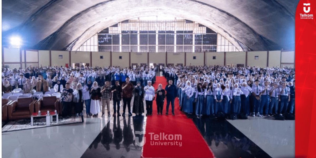 SMILE 9.0 Pelatihan Kepemimpinan Pelajar Jawa Barat digelar di Telkom University Convention Hall