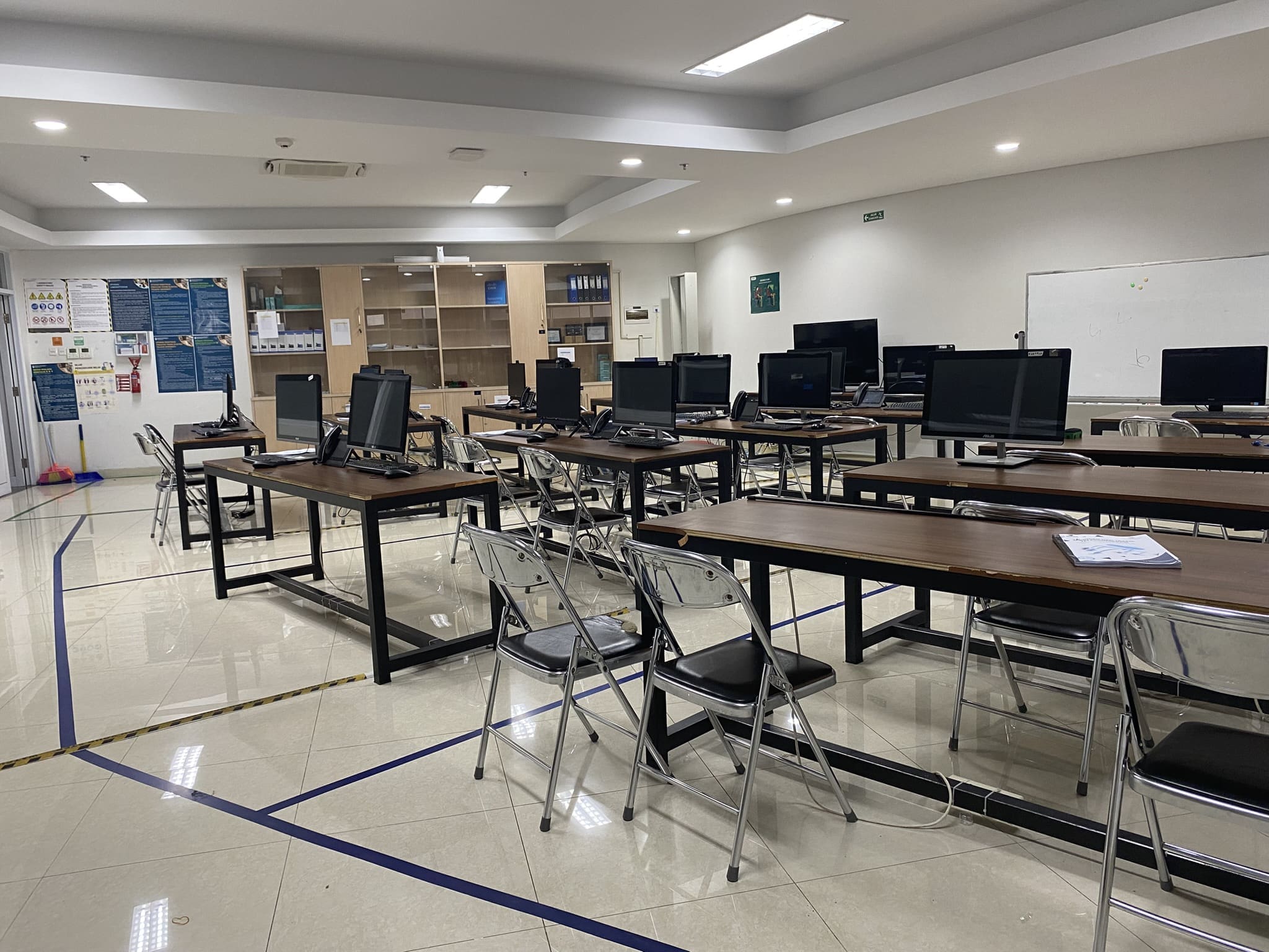 Computer equipped teaching spaces
