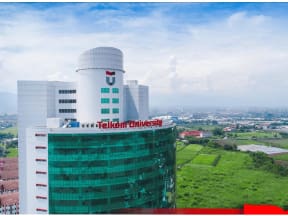 Program Studi S1 Digital Supply Chain FRI Menerima…