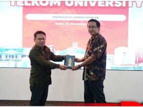 Universitas Ahmad Dahlan Melakukan Kunjungan ke Telkom University